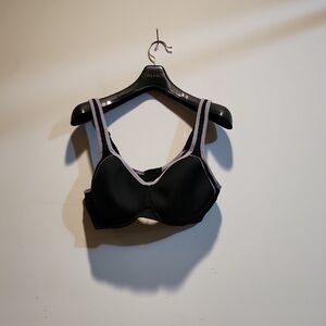 Wacoal Black and Light Gray Bra
